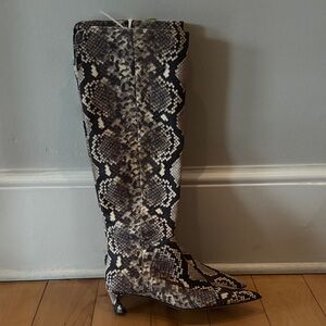 Snakeskin Kitten heel leather Boots
